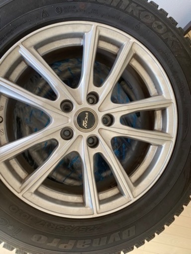 レクサスNX装着スタッドレスタイヤ４本　225/65 17インチ