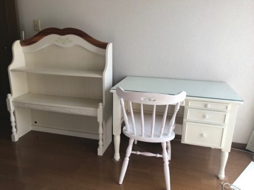デスク　ホワイト家具　姫系　プリンセス系