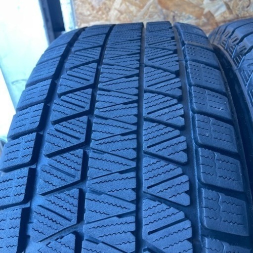 超極上タイヤ　BRIDGESTONE ブリヂストン　ブリジストン　DM-V3 265/65R17 スタッドレス タイヤ　2022年製　
