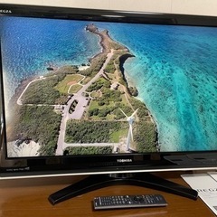 東芝　REGZA 37型　液晶テレビ