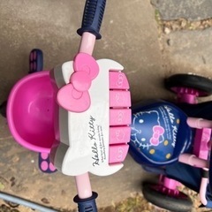 手押し三輪車　屋根付き　ハローキティ【値下げしました】の画像