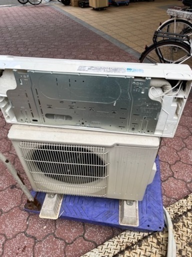 MITSUBISHI 2.2kw 2013年式