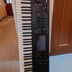 YAMAHA　MODX6+