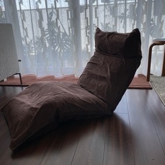 リクライニング14段階のリラックス座いす