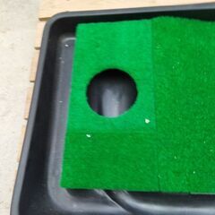 中古品　ゴルフのパター練習用のマット　(取りに来ていただける方)の画像