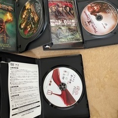 パイレーツオブカリビアン、タイタニック、プラダを着た悪魔　中古DVDの画像