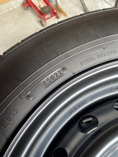 ハイエース夏タイヤ新車外し