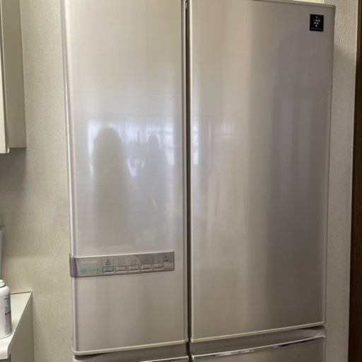 SHARP 冷蔵庫　２０１２年製