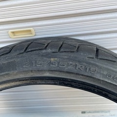 【美品】夏タイヤ 19インチ 215/35R19 2021年製 2本の画像
