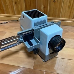 スライドプロジェクター　ELMO S300の画像