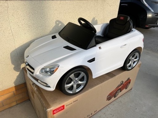 電動乗用　ラジコン　開封のみ　欠品あり