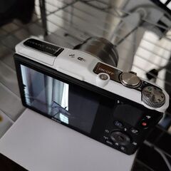 Nikon coolpix S9700 コンパクトデジタルカメラの画像