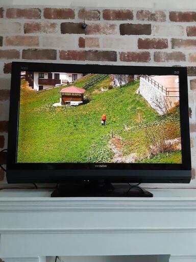 【お取引中】日立液晶テレビ　Ｗ000 Worldハイビジョン　1,000円\n