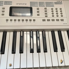 電子ピアノの画像