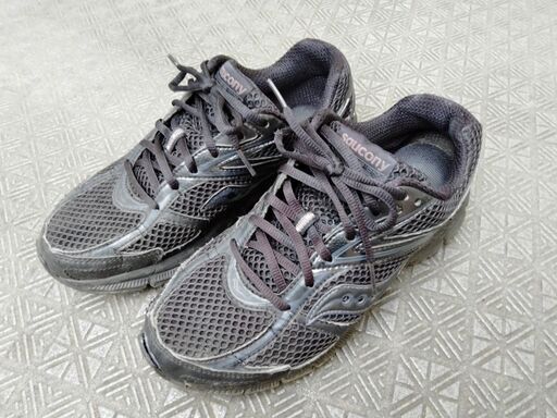 sauconyサッカニーのスニーカー 25.5cm前後