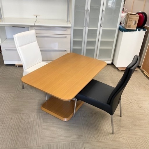 【超美品‼️】定価74,900円♪ ニトリ 120cm幅2人掛けダイニングテーブルセット 昇降式 電動昇降ダイニングテーブル(JT341 120 MBR) | ニトリネット【公式