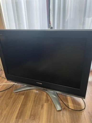 TOSHIBA テレビ　32インチ
