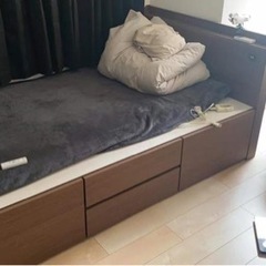 セミダブル　ベット