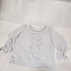 フォーマルにも！カットソー　ブルーグレー系