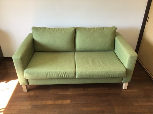 [良品] 使いやすいソファ: IKEAのカールスタッド
