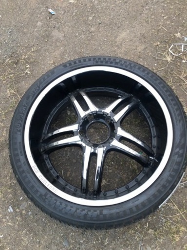 305/35R24  112V ４本タイヤ