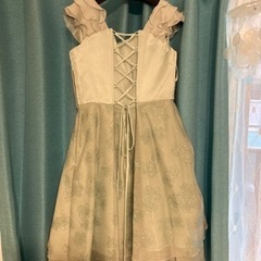 黄緑ドレス