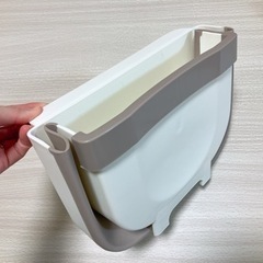 決まりました！カインズ　扉に掛ける折りたたみくず入れ