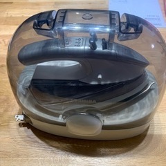 【お譲り手が決定しました、申し訳ございません】東芝　スチームアイロン