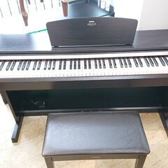 YAMAHA ヤマハ 電子ピアノ デジタルピアノ88鍵盤 ARIUS YDP-141 椅子付き(YAMAHA) 木目調 鍵盤楽器☆近隣配送無料 買取帝国 朝霞店 の画像