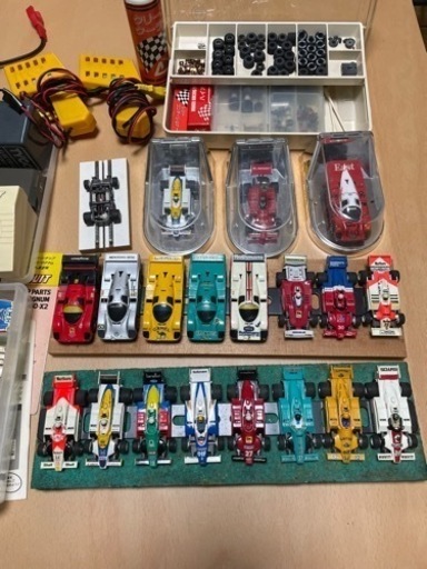 ?スロットレーシングカー?