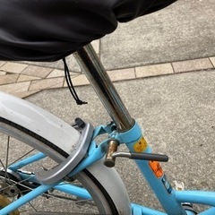 ジャンク子ども自転車、女の子、前タイヤパンクの画像