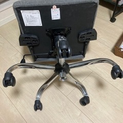 オフィスチェア　ニトリの画像