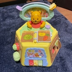 【お譲り先決定】くまのプーさん　ゆびさき知育いっぱいできたの画像