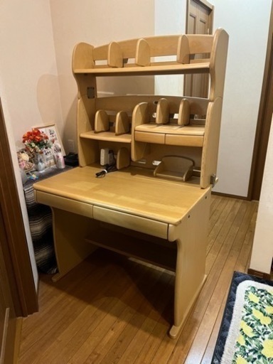 学習机 勉強机 学習デスクのみ 小学生　入学　全体的にキレイです　12年前に購入　ほぼ使用していない　和歌山北部大阪南部直接取引希望