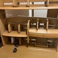 学習机 勉強机 学習デスクのみ 小学生　入学　全体的にキレイです　12年前に購入　ほぼ使用していない　和歌山北部大阪南部直接取引希望の画像