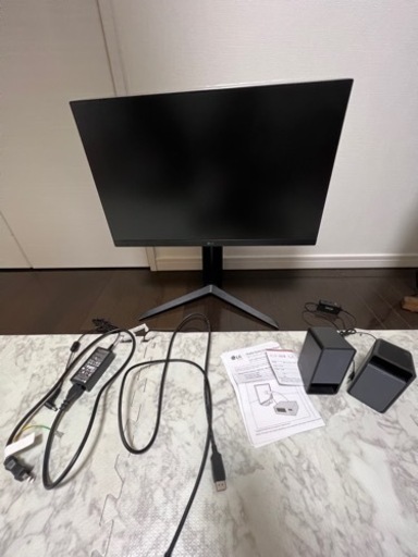 ゲーミングモニターLG社23.8型新品同様、メーカー保証有！