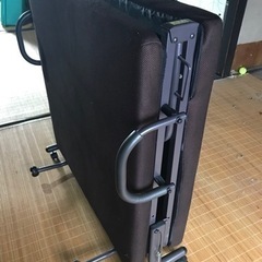 折り畳みベッド
