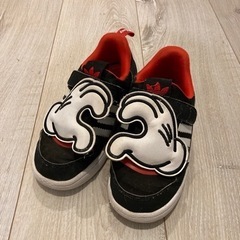 キッズスニーカー　16㎝　adidas ディズニーコラボ