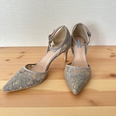 パーティ用パンプス