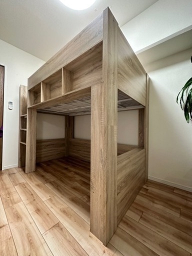 【終了】美品木製二段ベッド(多様な用途が可能！)