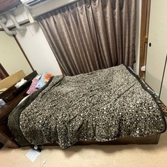 ダブルベッド