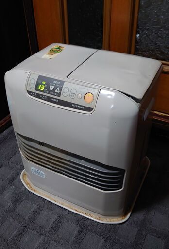 三菱 石油ファンヒーター 9Lタンク 古いけど調子良いです。