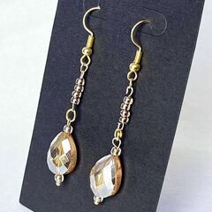 ハンドメイドピアス　就労継続支援B型の利用者さん手作り製品 NO２２