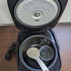 （3/8夜に引き渡し交渉中）アイリスオーヤマ 炊飯器 マイコン式...