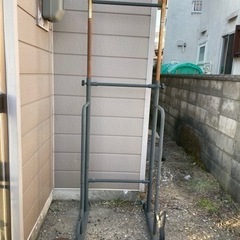 懸垂マシン　ぶら下り器具