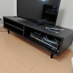 テレビボードの画像