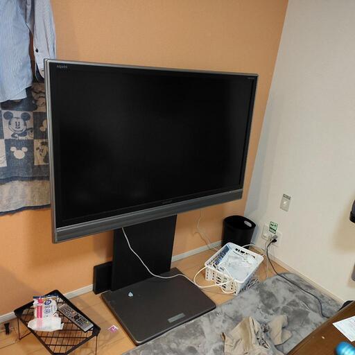 アクオス　52インチ　自立スタンド