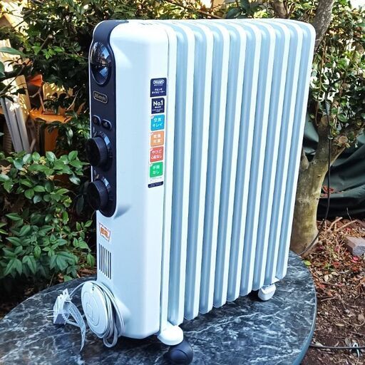 ★美品‼お届け可‼★ デロンギ オイルヒーター RHJ35M1015-BK