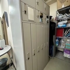 【お譲りする方が決まりました】オフィス用ロッカー