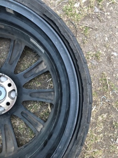225/35ZR19 88W